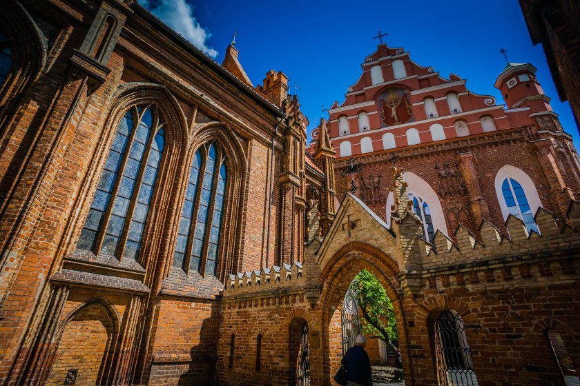 st-anne-bernardine-church-vilnius-lithuania